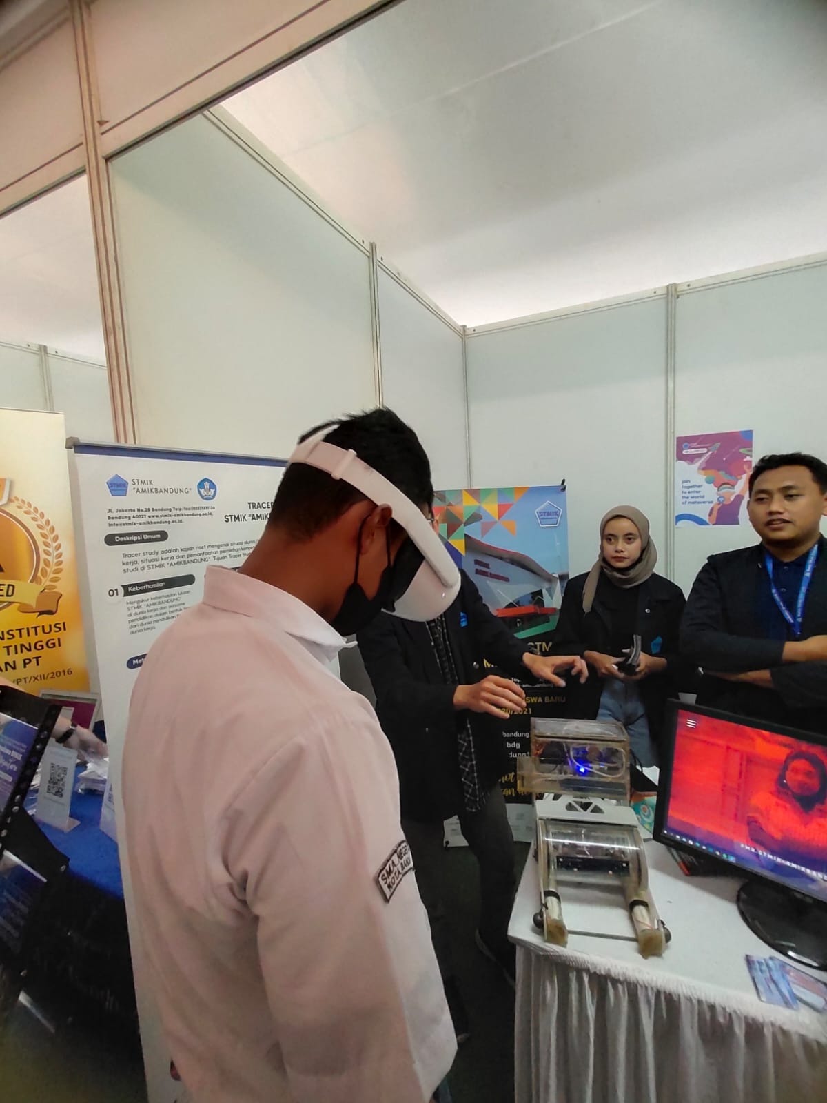 Technology and Scientific Work Exhibition: My College Experience